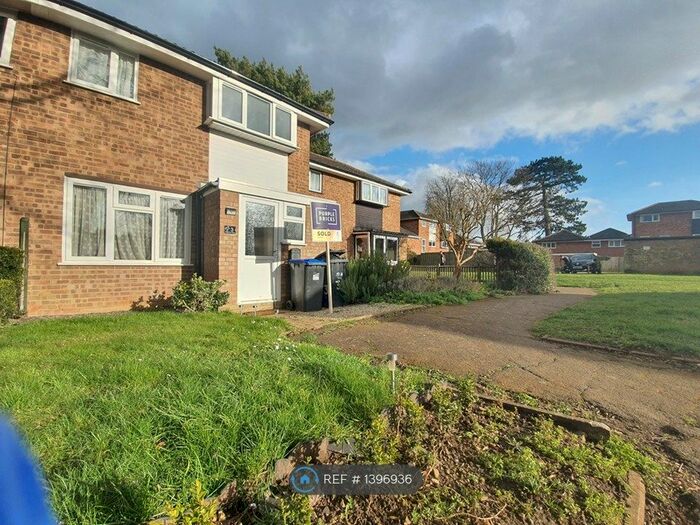 3 Bedroom Flat To Rent In Regency Close, Weedon, Northampton, NN7