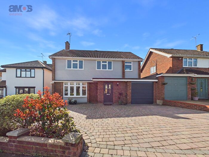 5 Bedroom Detached House For Sale In Shepherds Walk, Hadleigh, Essex, SS7