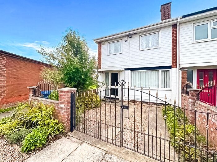 3 Bedroom End Of Terrace House For Sale In Formby Green, Middlesbrough, TS4