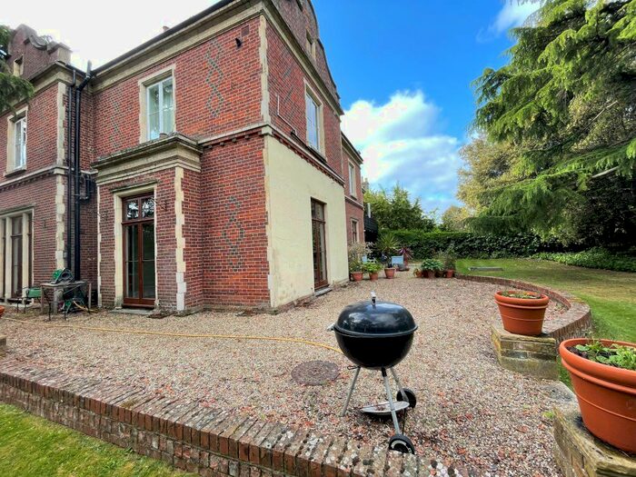 1 Bedroom Flat To Rent In West Lodge Road, Colchester, CO3