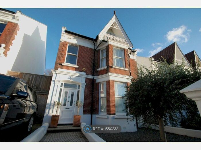 5 Bedroom Detached House To Rent In Hove Park Villas, Hove, BN3