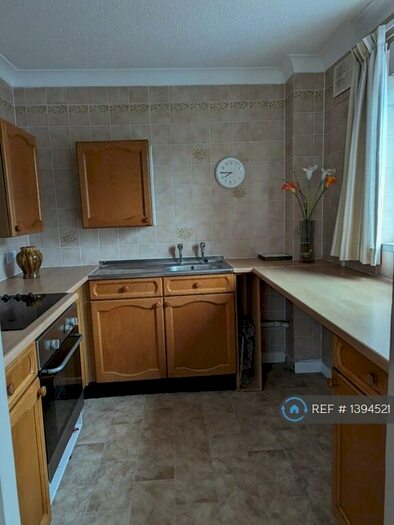 1 Bedroom Flat To Rent In Cedar Road, Sutton, SM2