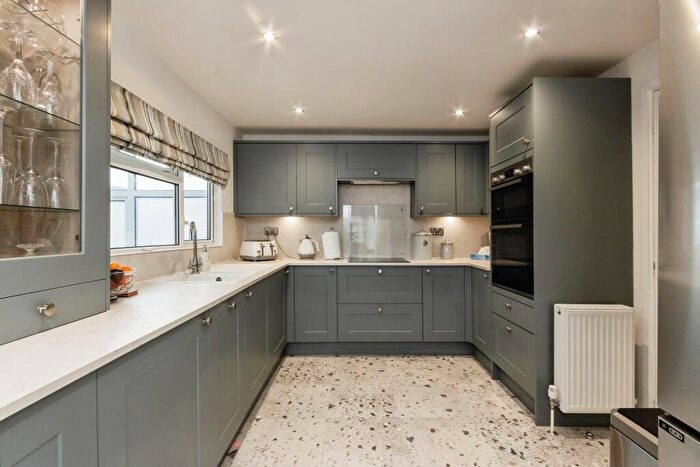 2 Bedroom Mobile Home For Sale In Harby Road, Langar, Nottinghamshire, NG13