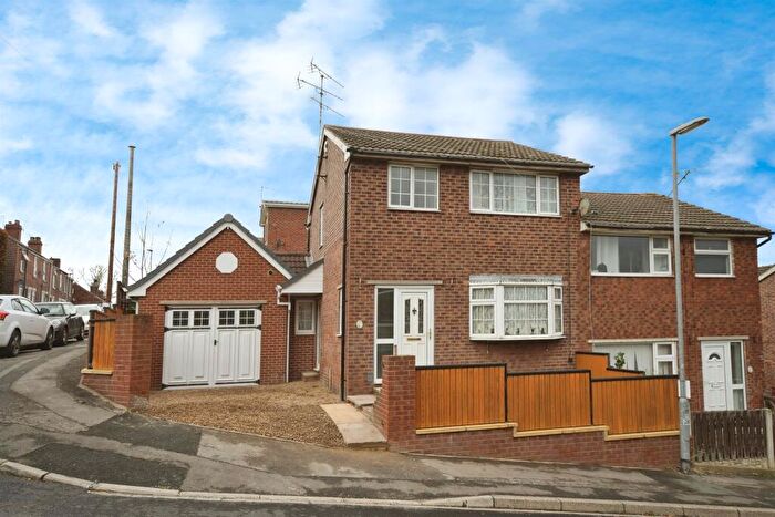 3 Bedroom Semi-Detached House For Sale In Richmond Road, Kimberworth, Rotherham, S61