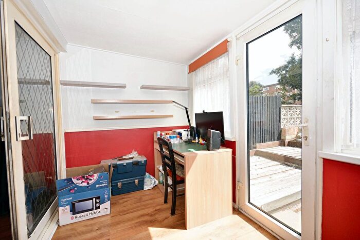 2 Bedroom Terraced House For Sale In Baileys Field, Ashford, TN23