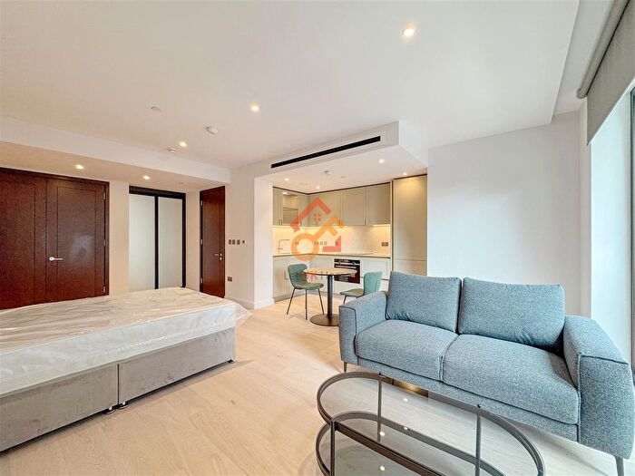 Studio To Rent In Alcindor Mansions, Paddington Green, London, W2