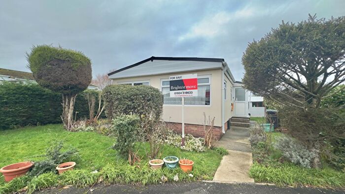 3 Bedroom Park Home For Sale In Conifer Way, Oaktree Park, BS24