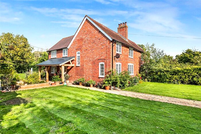 3 Bedroom Semi-Detached House For Sale In Wiggonholt, Pulborough, West Sussex, RH20