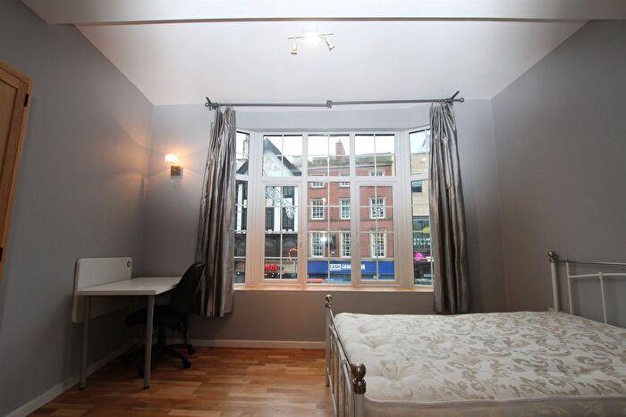 1 Bedroom Flat To Rent In Long Row, Nottingham, NG1