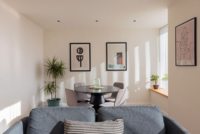 1 Bedroom Flat To Rent In Junction Road, London, N19