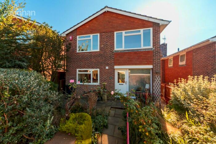 4 Bedroom Detached House To Rent In Walnut Close, Brighton, BN1