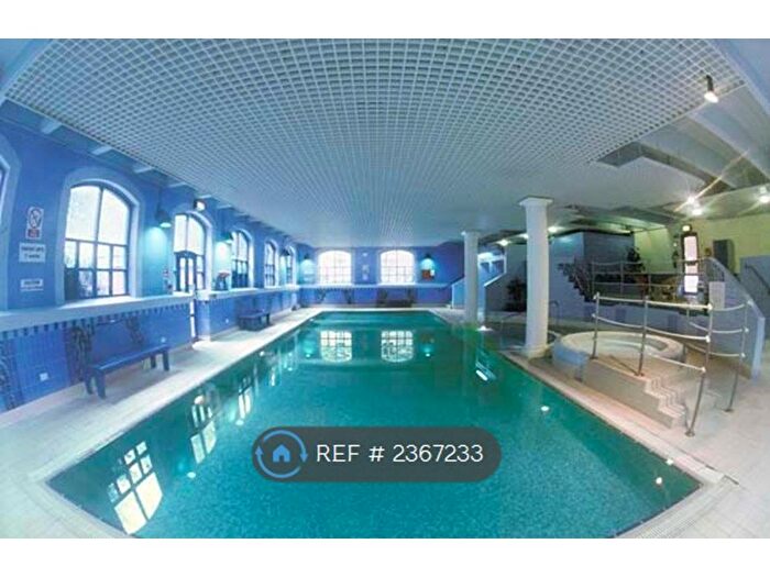 1 Bedroom Flat To Rent In Manhattan Building, London, E3