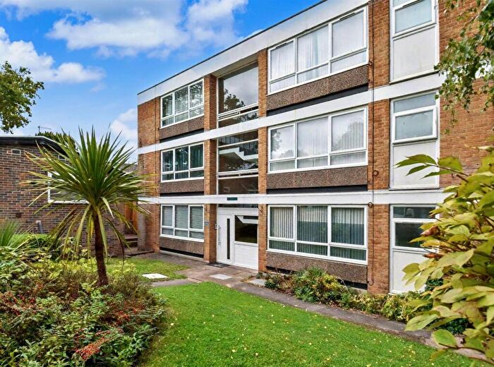1 Bedroom Apartment For Sale In Norfolk Gardens, Duffield Road, Darley Abbey, DE22