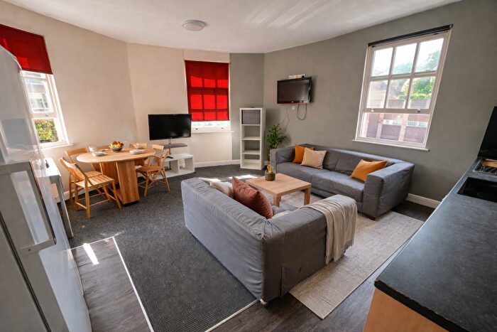 6 Bedroom Flat To Rent In Flat, Glossop Road, Broomhill, S10