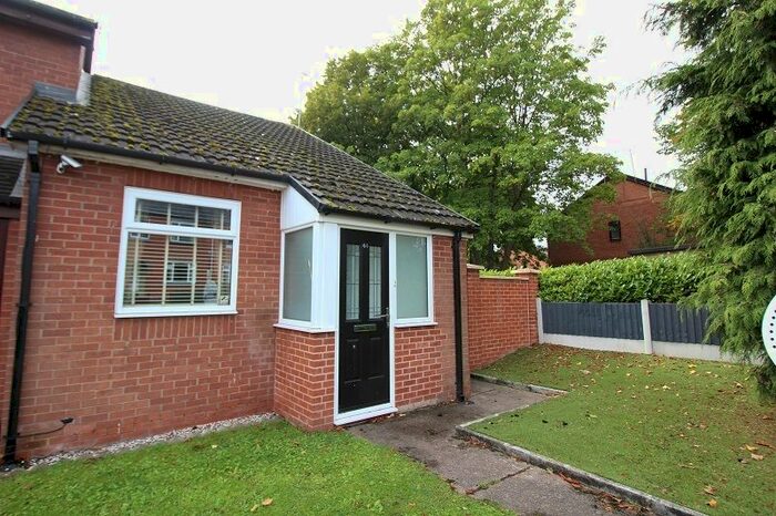 1 Bedroom Semi-Detached House To Rent In Queens Park Gardens, Crewe, CW2