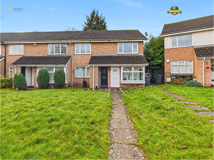 2 Bedroom Maisonette For Sale In Cheswood Drive, Minworth, Sutton Coldfield, B76