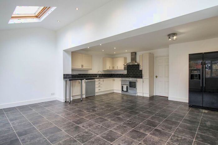 4 Bedroom Property To Rent In Petersfield Road, Cambridge, CB22