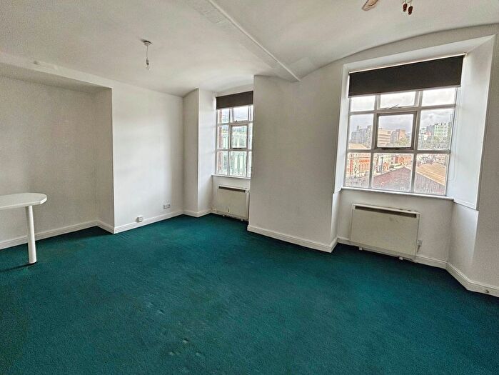 1 Bedroom Flat To Rent In Wellington Road South, Stockport, Greater Manchester, SK3