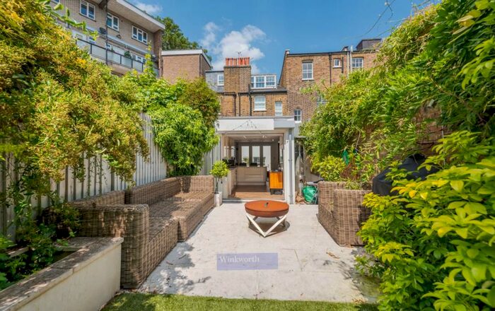 3 Bedroom Terraced House To Rent In Cleaver Street, SE11