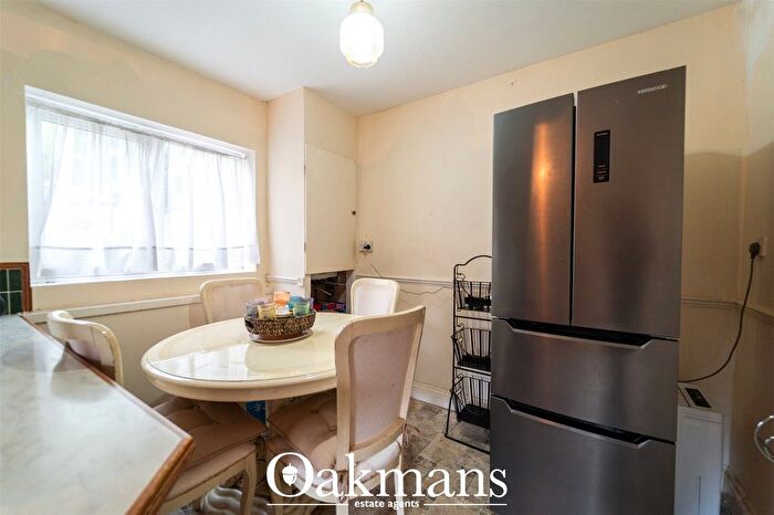 3 Bedroom End Of Terrace House For Sale In Chinn Brook Road, Birmingham, West Midlands, B13