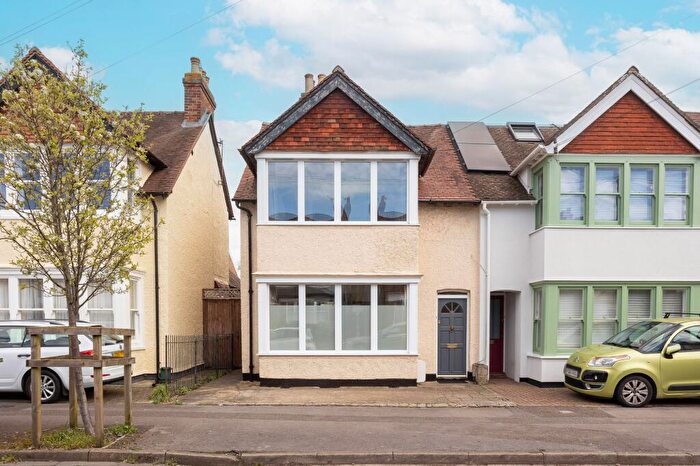 3 Bedroom Semi Detached House For Sale In Stile Road, Headington, OX3