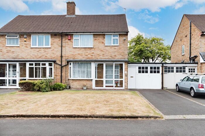 3 Bedroom Semi-Detached House For Sale In Redmead Close, Kings Norton, Birmingham, West Midlands, B30