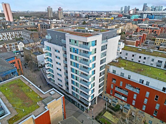 2 Bedroom Apartment To Rent In Vernon Road, Bow, E3