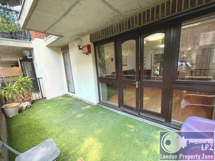 2 Bedroom Flat To Rent In Fletcher Street, Tower Hill, E1