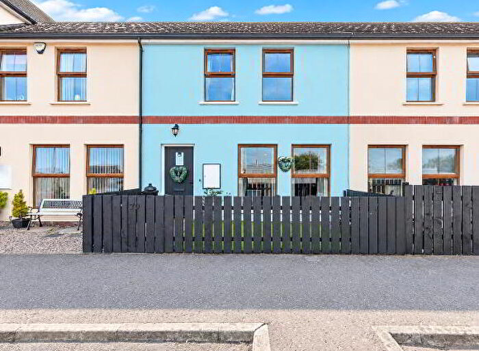 3 Bedroom TownHouse For Sale In Longfield Way, Ballyhalbert, BT22
