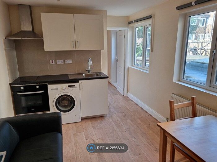 1 Bedroom Flat To Rent In King Street, London, W6