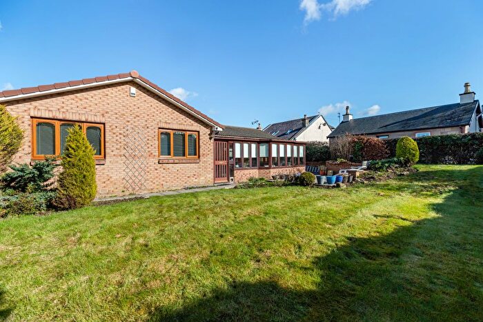 2 Bedroom Bungalow For Sale In Smuggler's Brig Road, Crossford, Carluke, South Lanarkshire, ML8