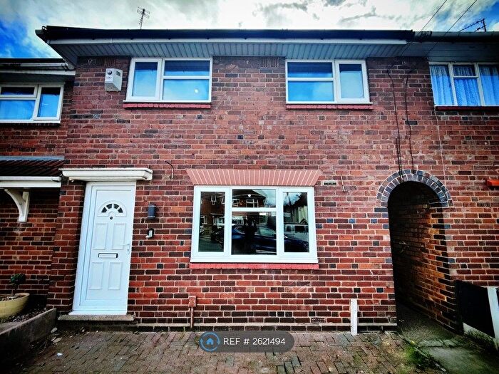 3 Bedroom Terraced House To Rent In Hall Street East, Wednesbury, WS10