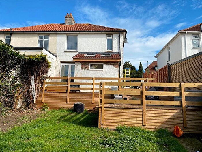 3 Bedroom Semi-detached House For Sale In Silverwood Avenue, Newton Abbot, Devon, TQ12