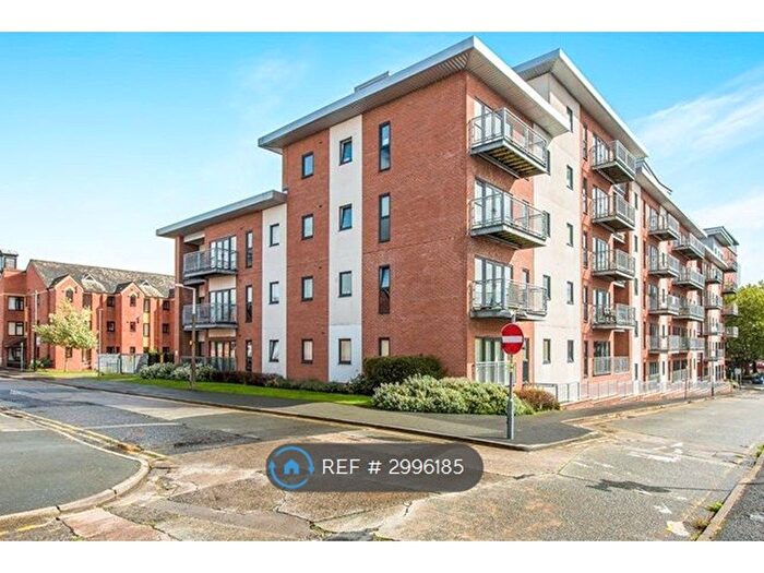 2 Bedroom Flat To Rent In Lumen Court, Preston, PR1