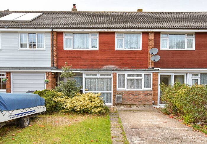 4 Bedroom Terraced House For Sale In Wellington Road, Ryde, Isle Of Wight, PO33