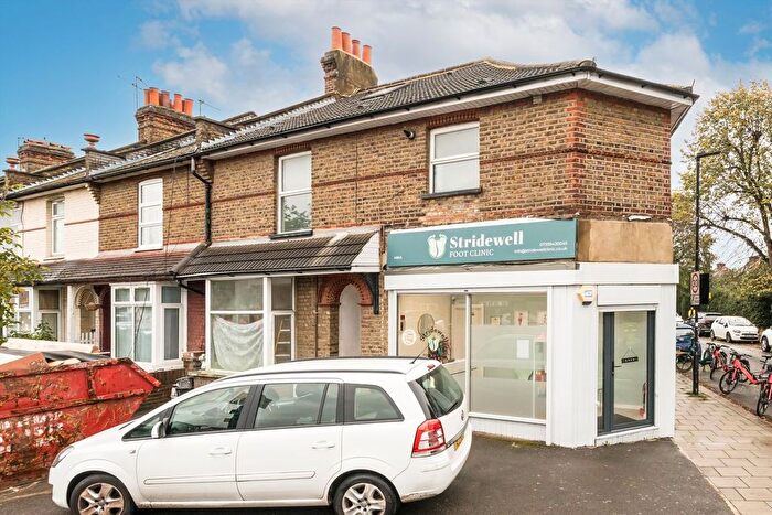 1 Bedroom Flat To Rent In Hanworth Road, Hounslow, TW4