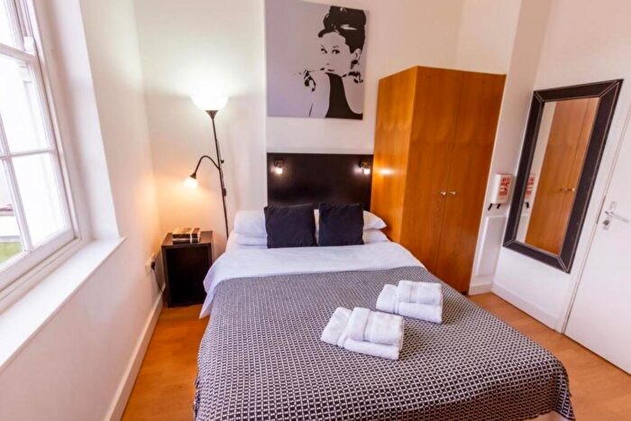 1 Bedroom Flat To Rent In North Gower Street, NW1