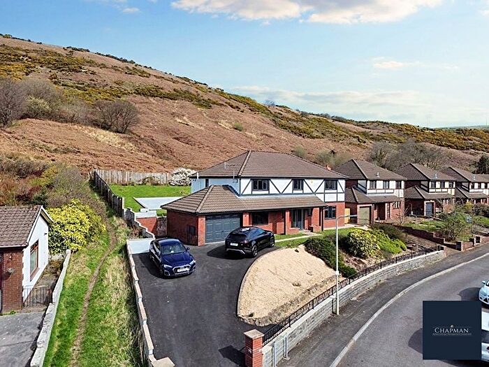 5 Bedroom Detached House For Sale In Oakland Drive, Pentre, CF41