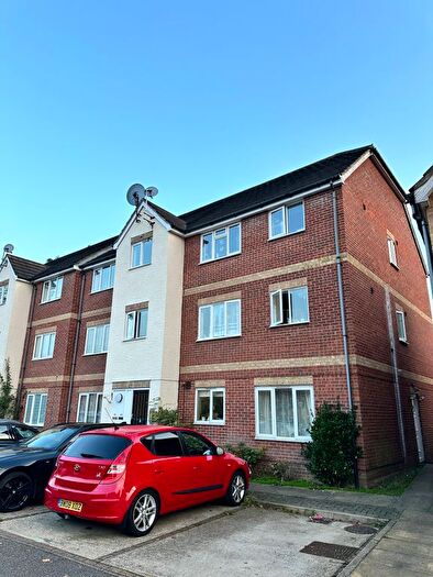 1 Bedroom Flat To Rent In Fenman Gardens, Ilford, IG3