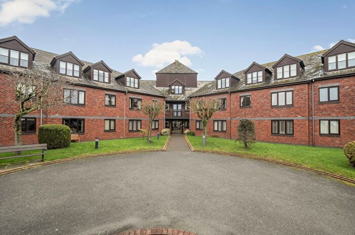 1 Bedroom Flat For Sale In Round Hill Meadow, Great Boughton, Chester, CH3