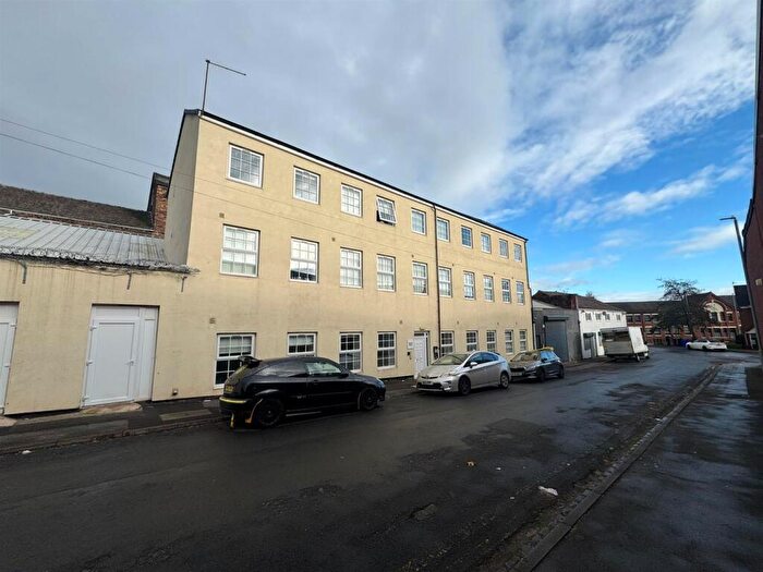 Flat To Rent In Paxton Street, Stoke On Trent, ST1