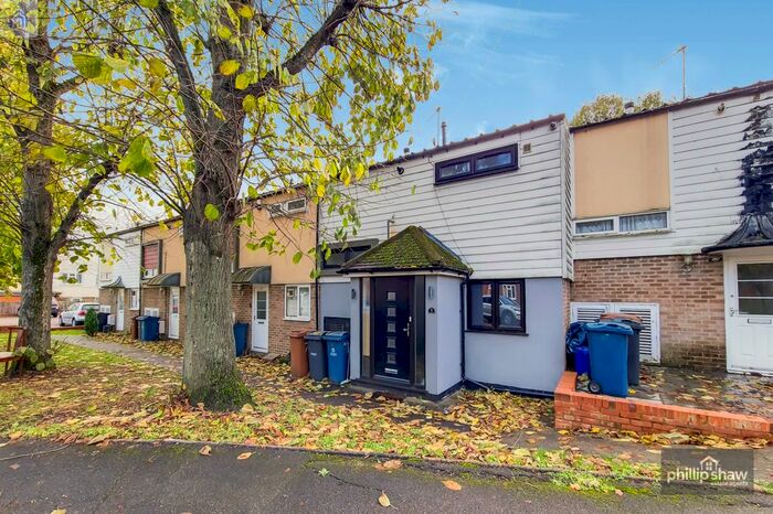 2 Bedroom Terraced House To Rent In Robb Road, Stanmore, HA7