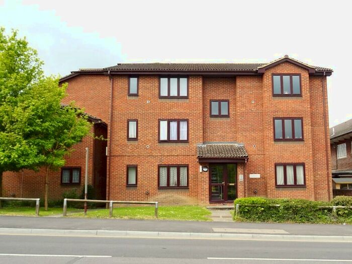 Studio To Rent In Perrymount Road, Haywards Heath, RH16