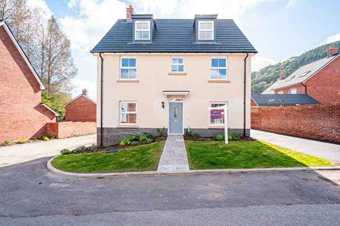 5 Bedroom Detached House For Sale In The Grove, Llanfoist, Abergavenny, NP7
