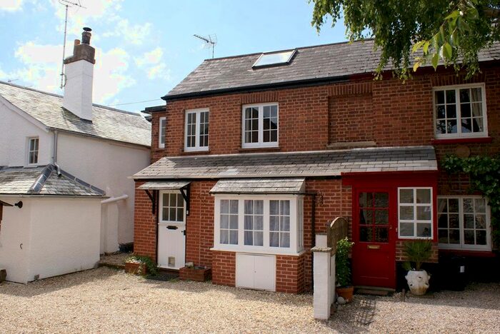 2 Bedroom Cottage To Rent In Coysh Square, Topsham, Exeter, EX3