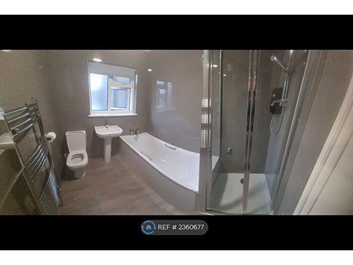 4 Bedroom Terraced House To Rent In Dundonald St, Plymouth, PL2