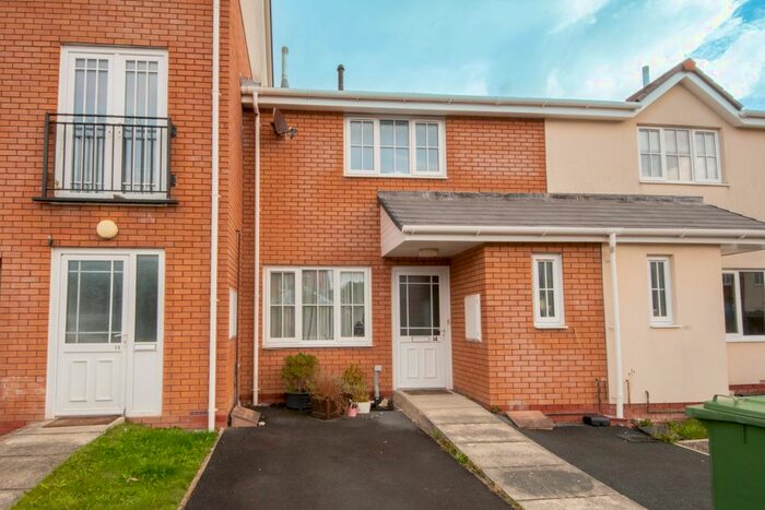 2 Bedroom Detached House To Rent In Clos Gerallt, Llanbadarn Fawr, Aberystwyth, SY23