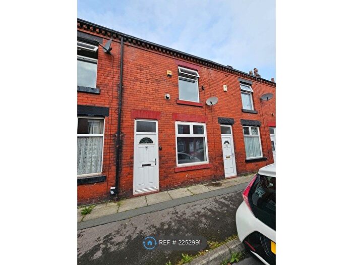 2 Bedroom Terraced House To Rent In Moorfield Grove, Bolton, BL2