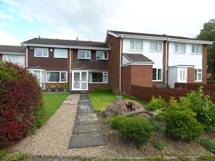 3 Bedroom Semi-Detached House To Rent In Chatton Close, Chester Le Street, DH2