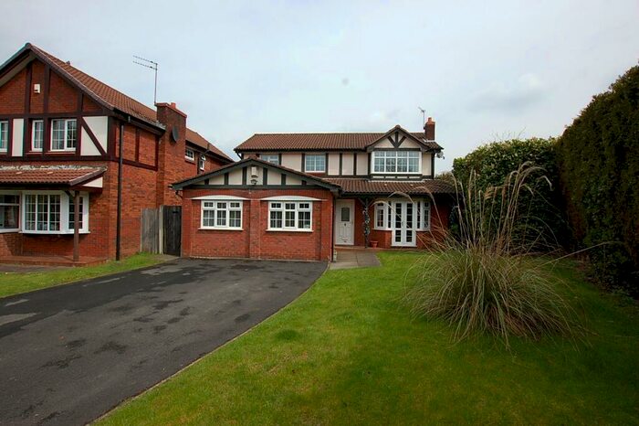 4 Bedroom Detached House To Rent In Arley Close, Dukinfield, Greater Manchester, SK16